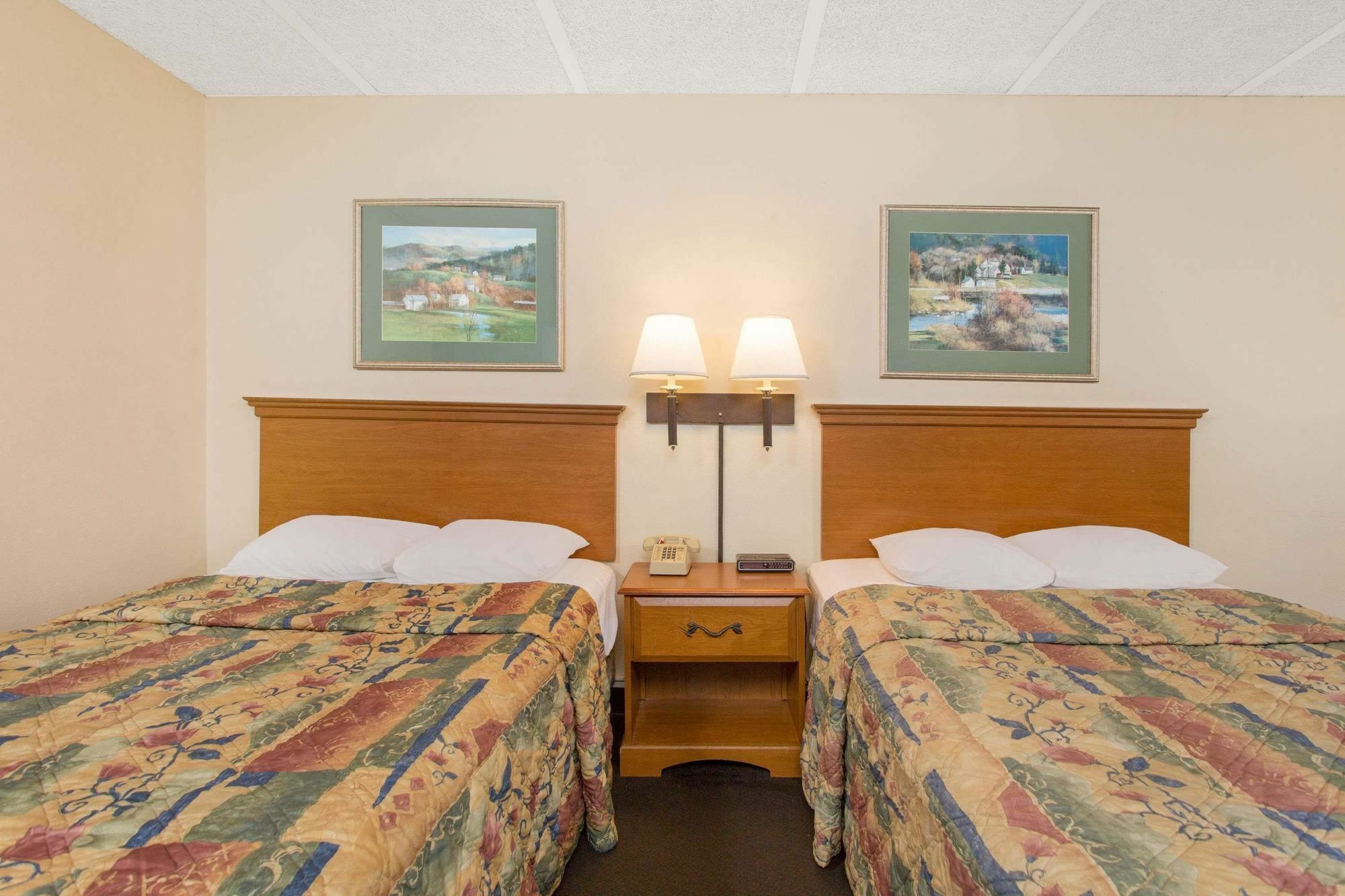 Garden Inn Fredricksburg South فريدريكسبيرغ المظهر الخارجي الصورة